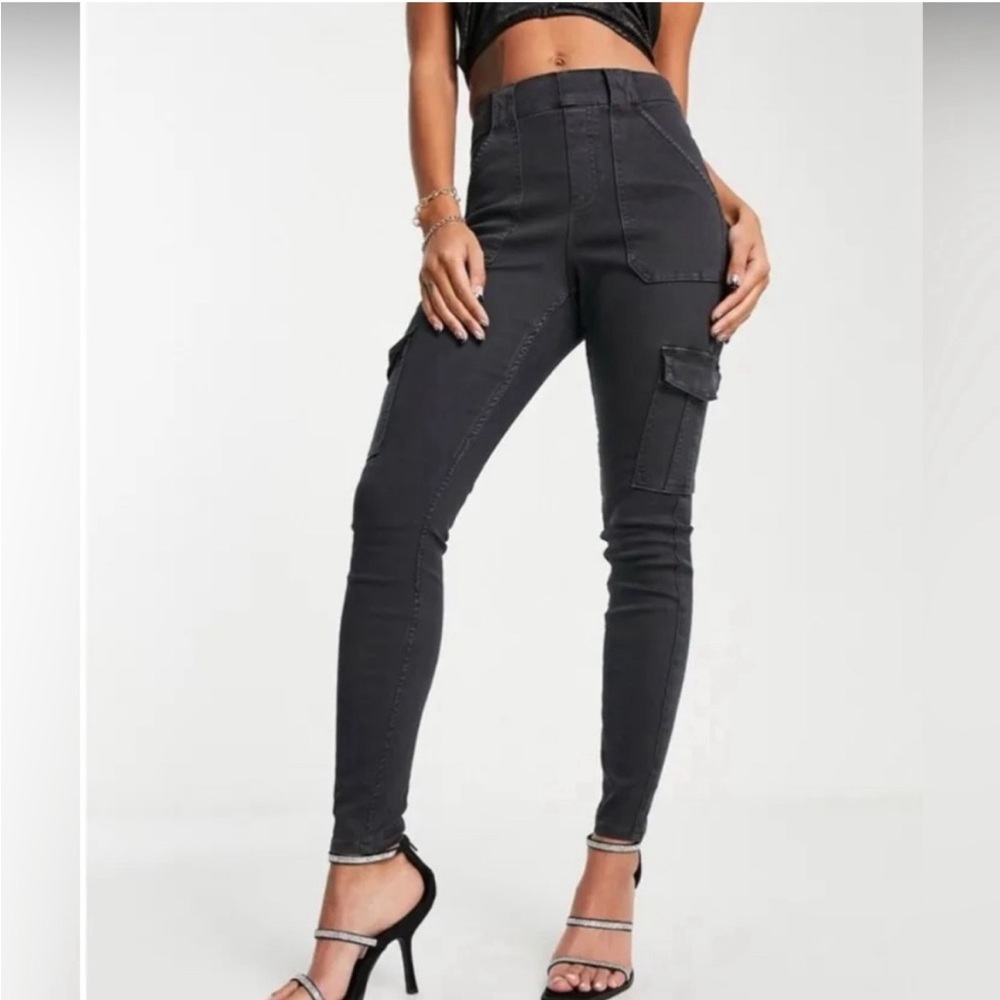 Spanx Cargo Pants Women’s Size XL Skinny Pull On black